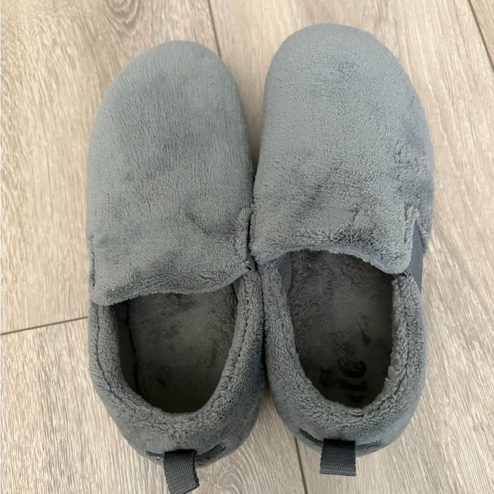 Vionic Kalia Gray Plush Slip On Slippers Shoes Women Size 8 Casual Comfort - Picture 7 of 9